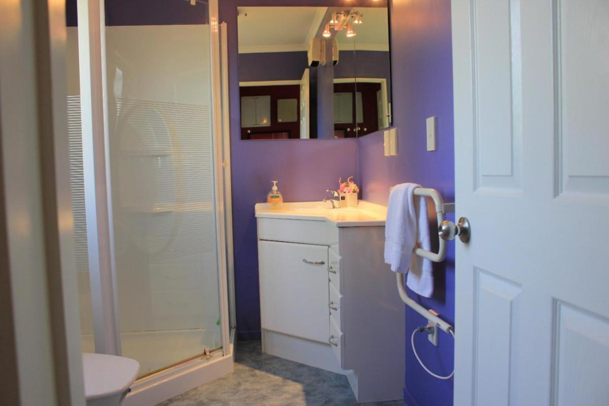Popular Family And Pet Friendly Modern Cosy Bach Wifi Villa Hanmer Springs Bagian luar foto